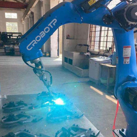 焊接機器人為什么能替代人工，優(yōu)點是什么樣的?